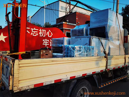 4.5米長(zhǎng)龍式洗碗機(jī)已發(fā)往客戶現(xiàn)場(chǎng)